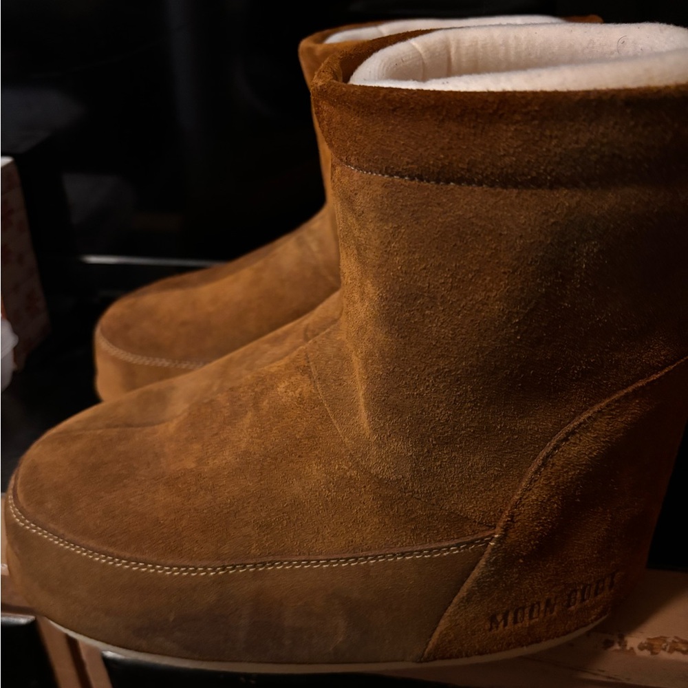 Moon Boot Brown Suede Boots
